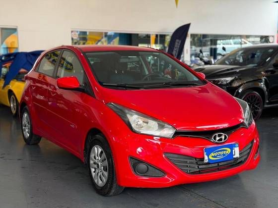 HYUNDAI HB20 1.6 COMFORT 16V FLEX 4P MANUAL HYUNDAI HB20 1.6 COMFORT 16V FLEX 4P MANUAL